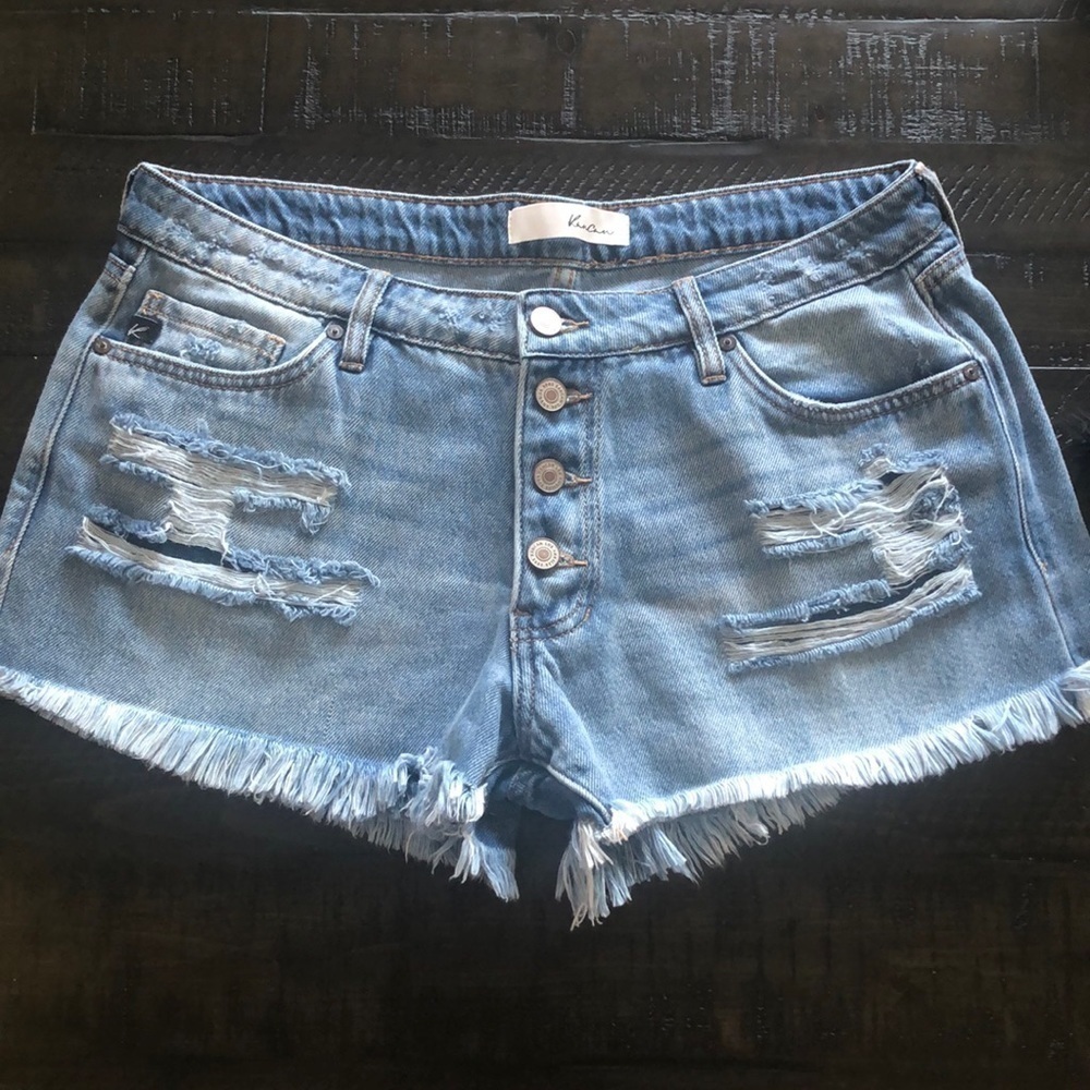 KanCan Mid Rise Distressed Blue Denim Cut Offs 100% Cotton Size 28/9 Jean Shorts - Picture 7 of 16